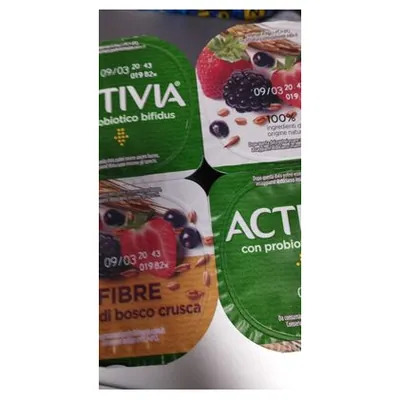 Activia Danone wild berries and bran yogurt, 4х125 g
