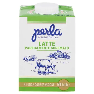 Perla partially skimmed UHT milk, 500 ml