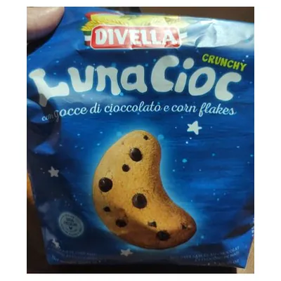 Divella LunaCioc chocolate shortbread cookies, 350 g