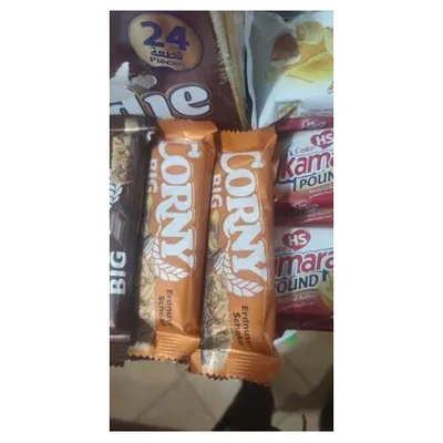 Corny Big злаковый батончик с арахисом и шоколадом