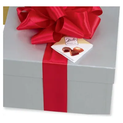 Hamlet набор конфет Belgian Chocolates With Red Ribbon Gift Cube, 800 г