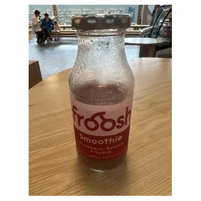Froosh Smoothie Strawberry, Banana & Guava strawberry, banana and guava smoothie, 250 ml